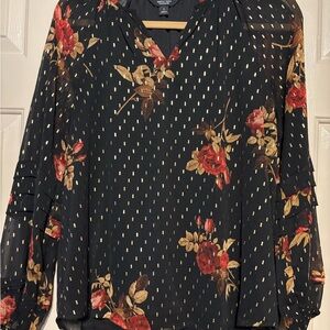 Simply Vera Vera Wang Black Blouse with Red and Gold Floral
